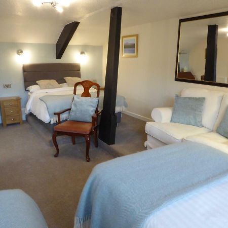 The Grange Guest House 브레컨 외부 사진